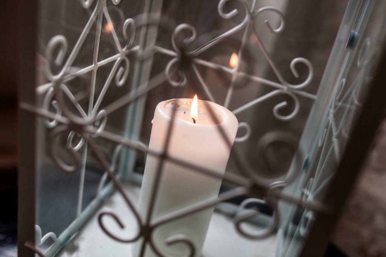 Explore The Historic City On Foot From An Old Town House Lecce Eksteriør billede